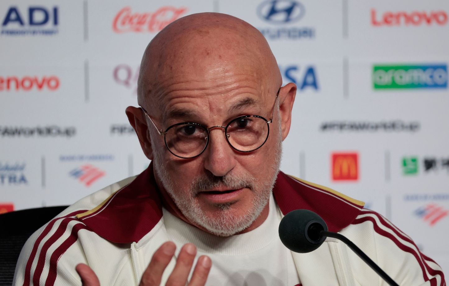 El técnico español asegura que sus jugadores “están muy ilusionados”… El técnico español asegura que sus jugadores “están muy ilusionados”…
